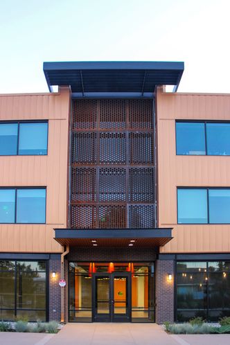 Suite 1A